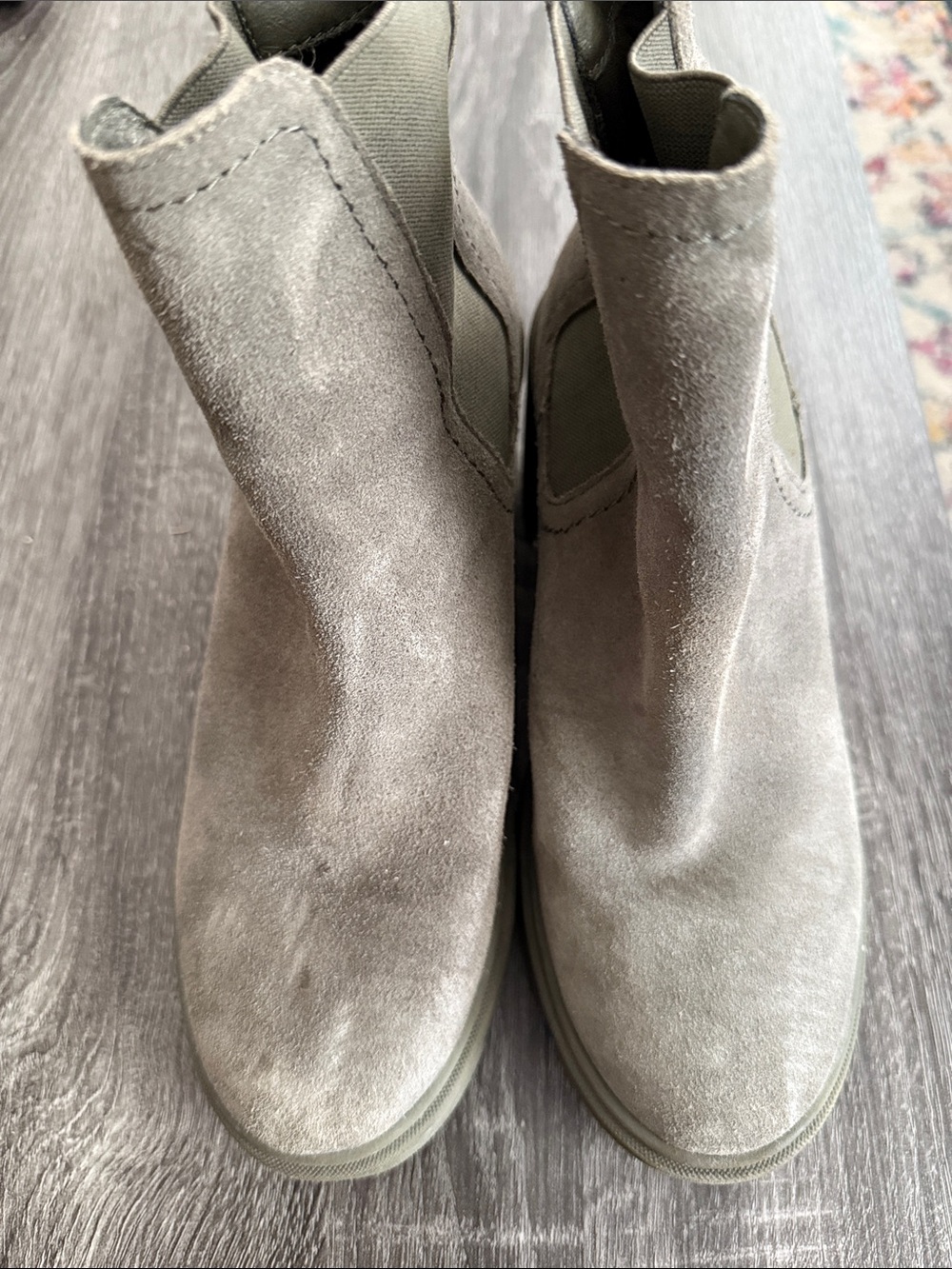 Splendid Suede Chelsea Ankle Boots in Olive